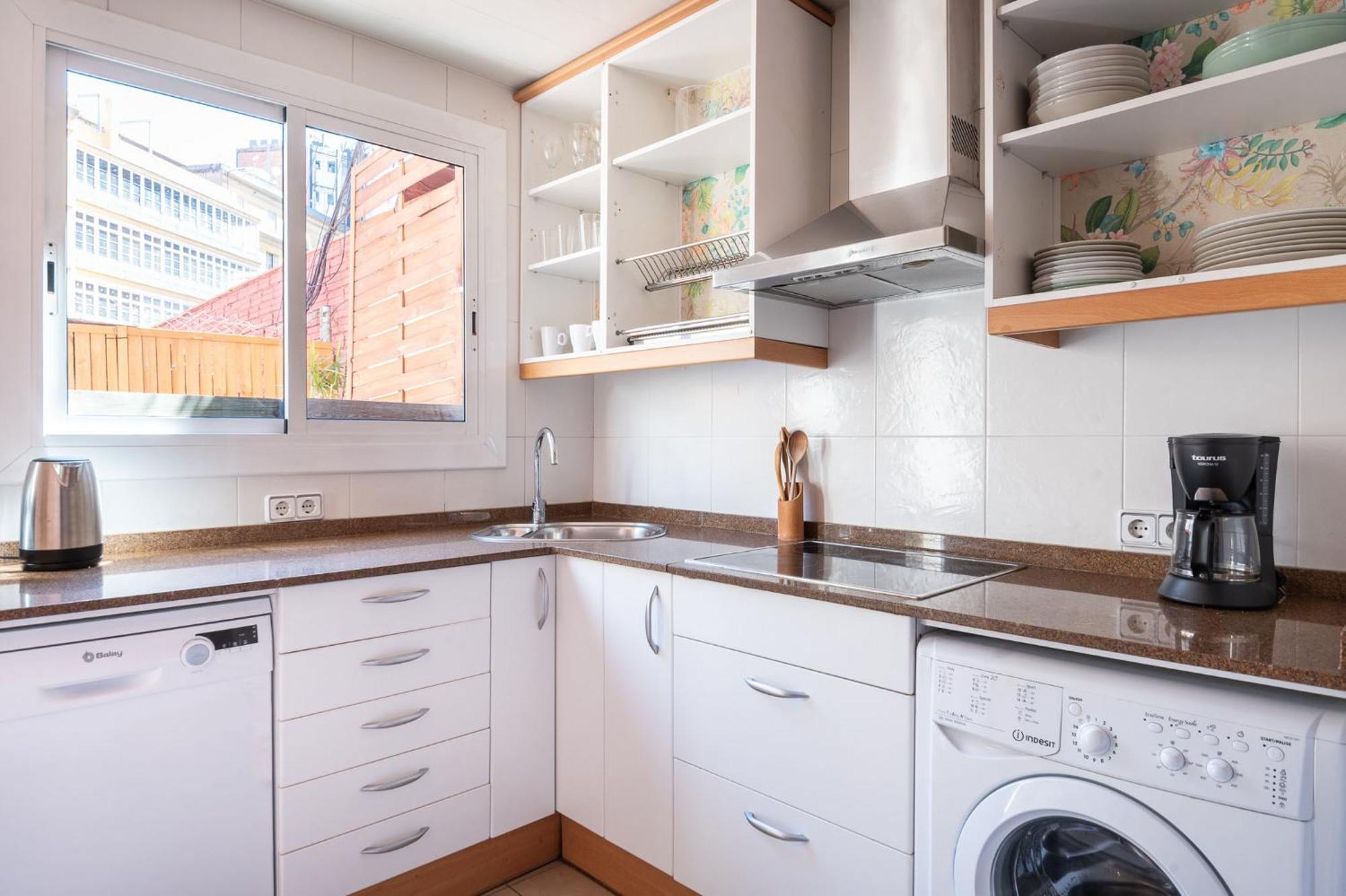 Spacious & Sunny Apt With Terrace In The City Center Barcelona Exterior foto