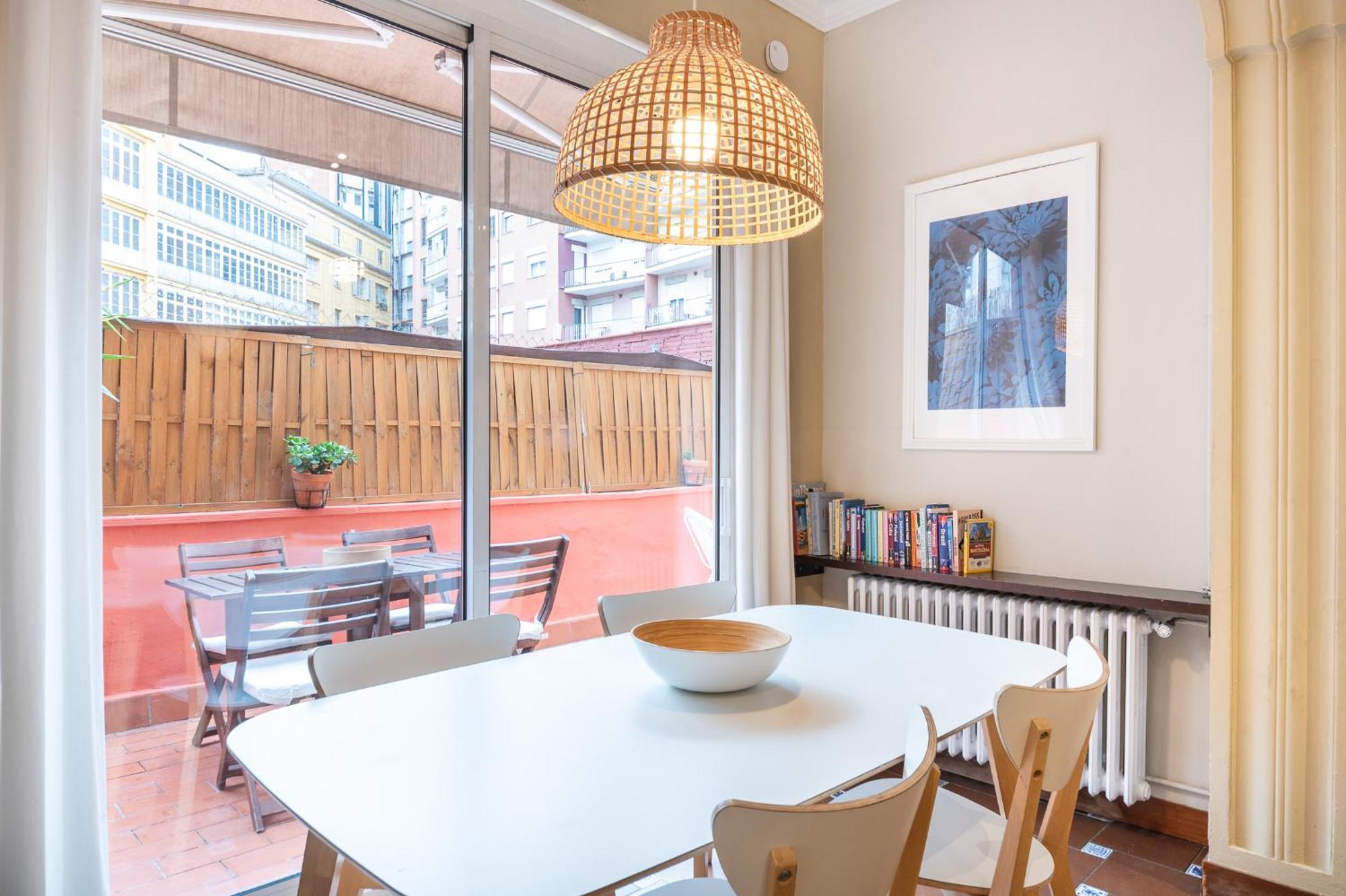 Spacious & Sunny Apt With Terrace In The City Center Barcelona Exterior foto